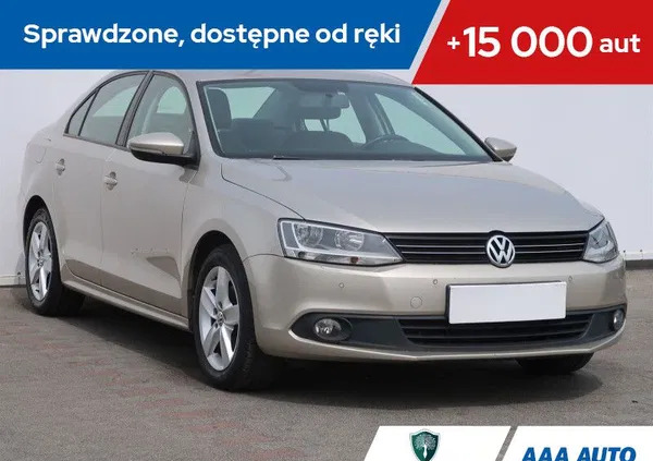 volkswagen jetta Volkswagen Jetta cena 36000 przebieg: 98237, rok produkcji 2012 z Bojanowo